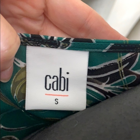 CABI high low peplum top Zoe falling flowers - Picture 4 of 5